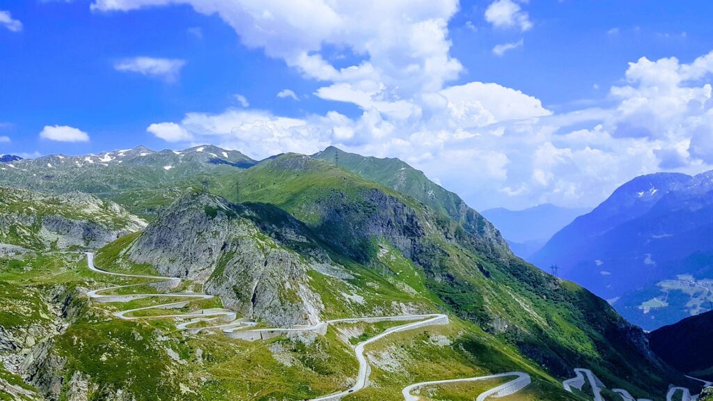 Roadtrip -  Gotthard pas