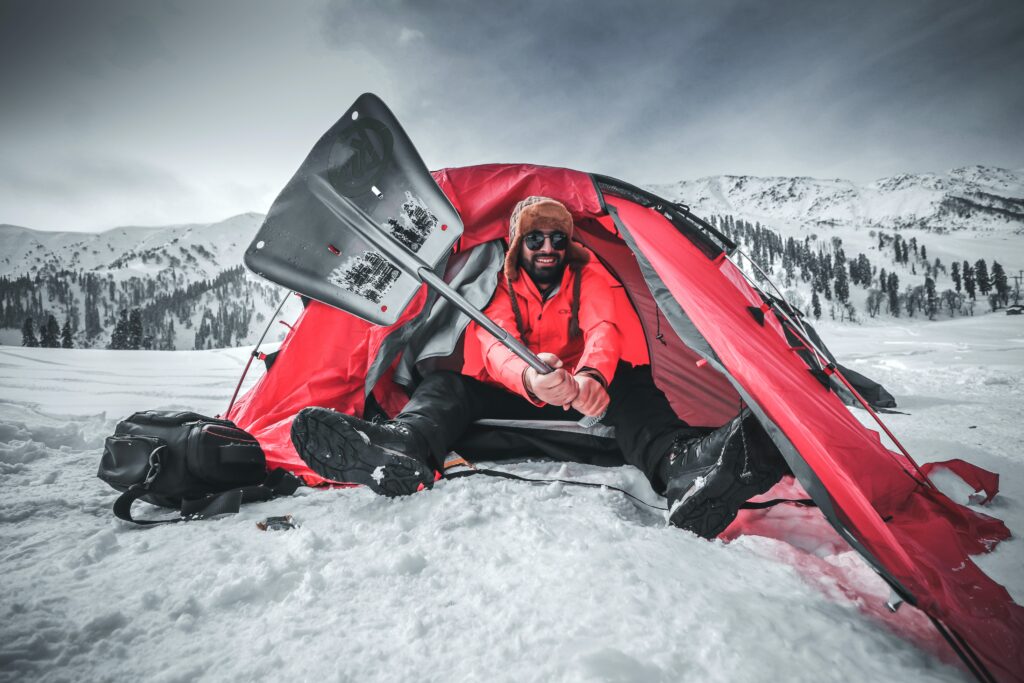 Winterkamperen in Zwitserland: Tips, Locaties en Voorbereiding voor een Onvergetelijk Avontuur